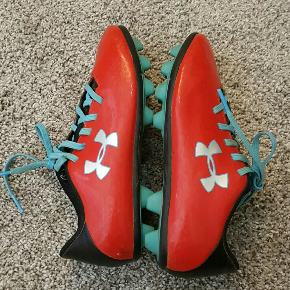 Under armour blur sport shoes sneakers kids soccer size 2.5Y